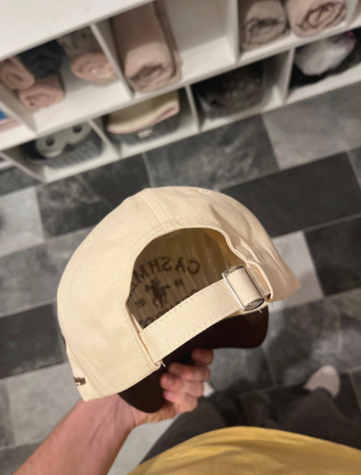 Cashmere cowboy cap