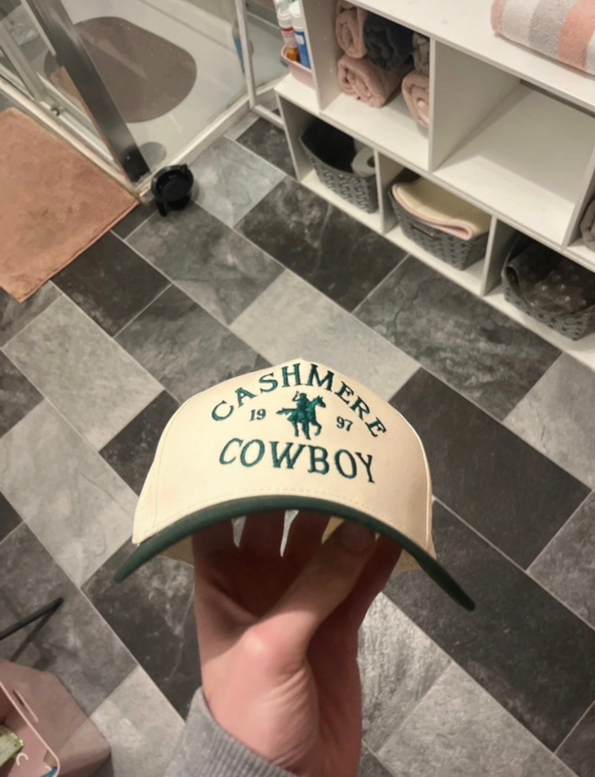 Cashmere cowboy cap