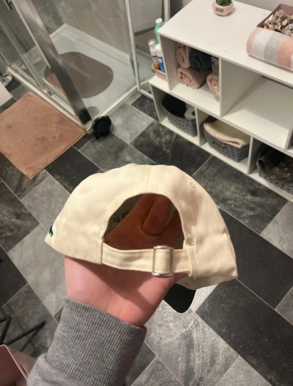 Cashmere cowboy cap